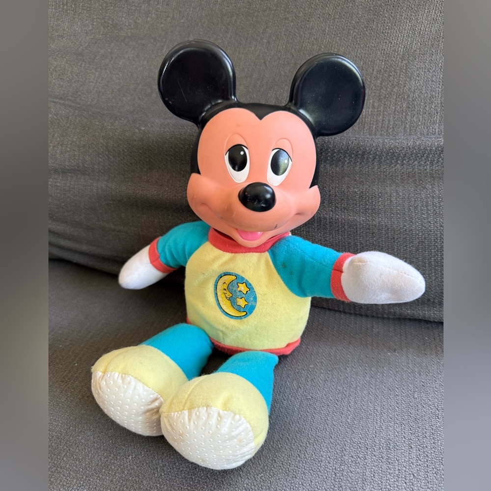 Vintage 90s‎ Mattel Mickey Mouse hug glow night light plush